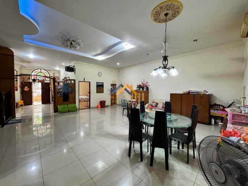 dijual rumah komplek cemara asri jl asoka