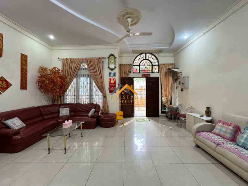 dijual rumah komplek cemara asri jl asoka