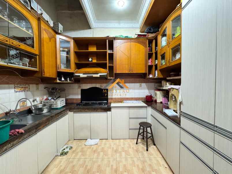 dijual rumah komplek cemara asri jl asoka