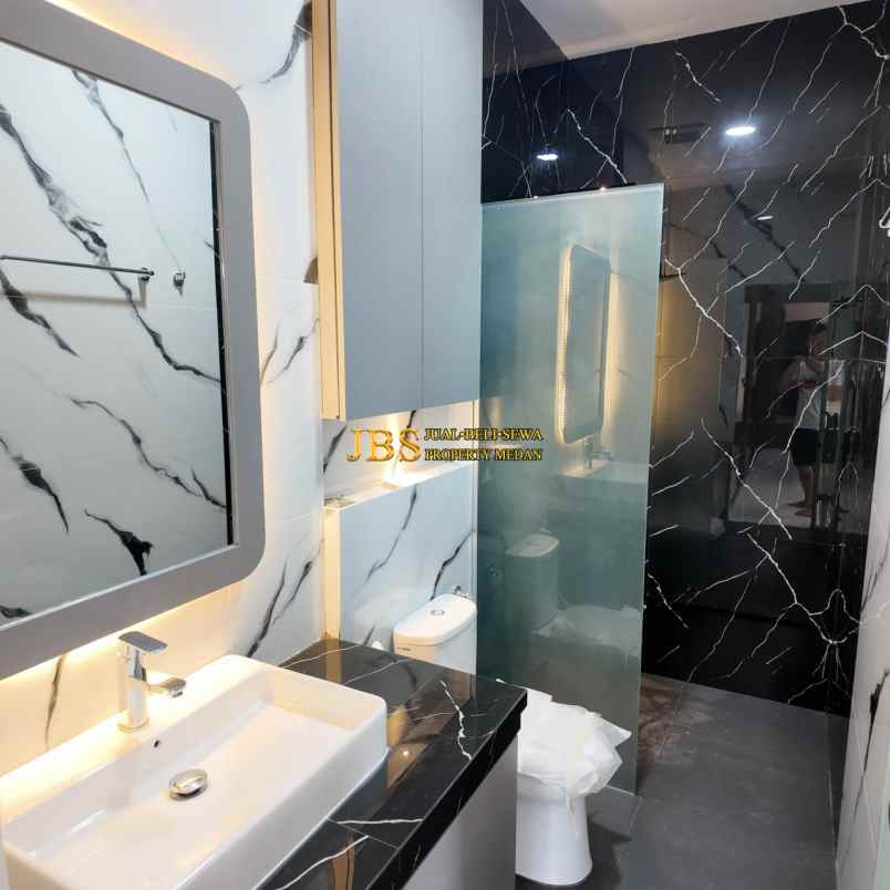 dijual rumah komplek darling house