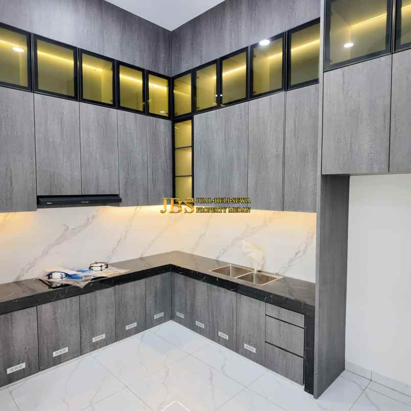 dijual rumah komplek darling house