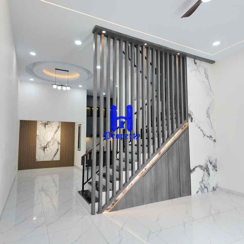 dijual rumah komplek darling house