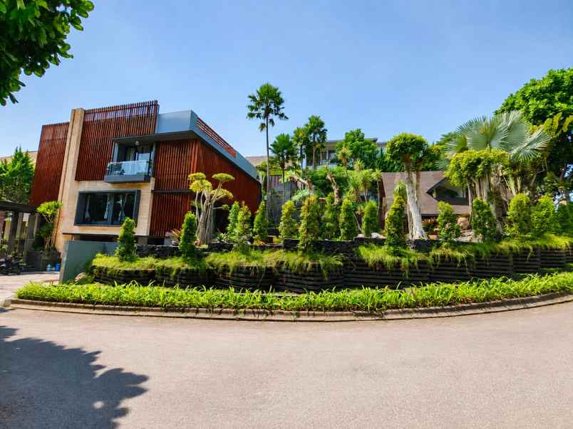 dijual rumah komplek eksklusif resort