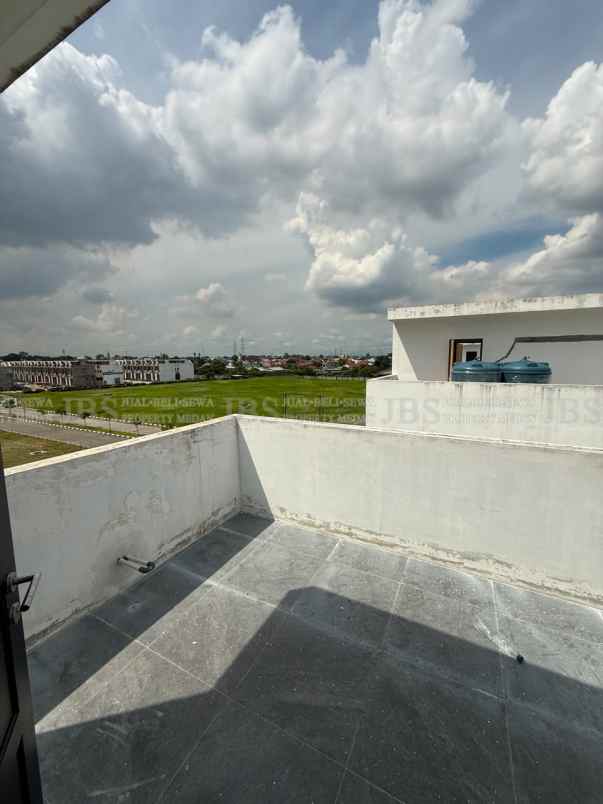 dijual rumah komplek green park type