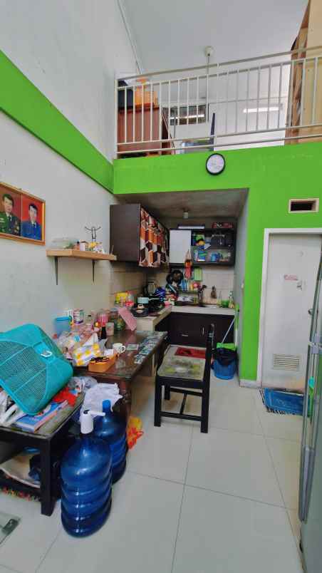 dijual rumah komplek kiarasari asri