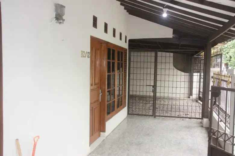 dijual rumah komplek margahayu raya kec