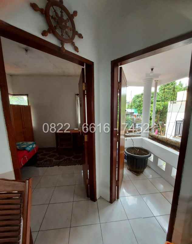 dijual rumah komplek sariwangi