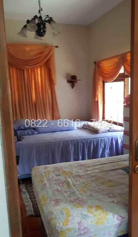 dijual rumah komplek sariwangi cihanjuang