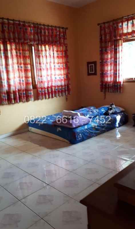 dijual rumah komplek sariwangi cihanjuang