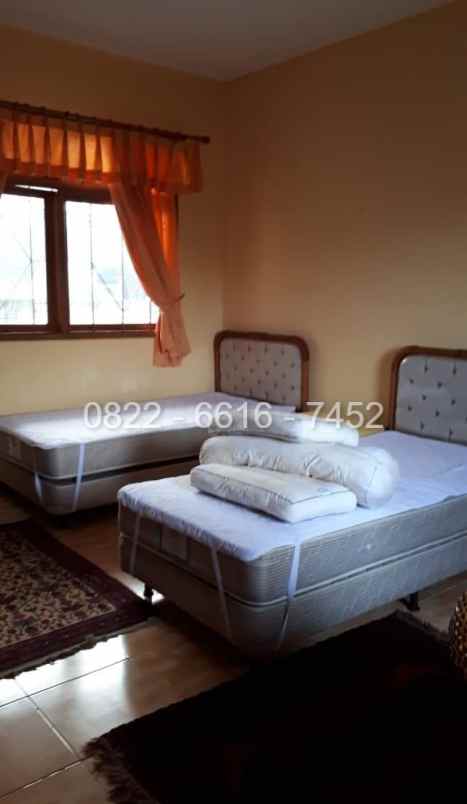 dijual rumah komplek sariwangi cihanjuang