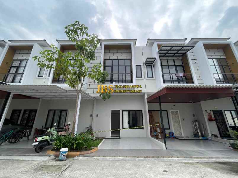 dijual rumah komplek sentosa park