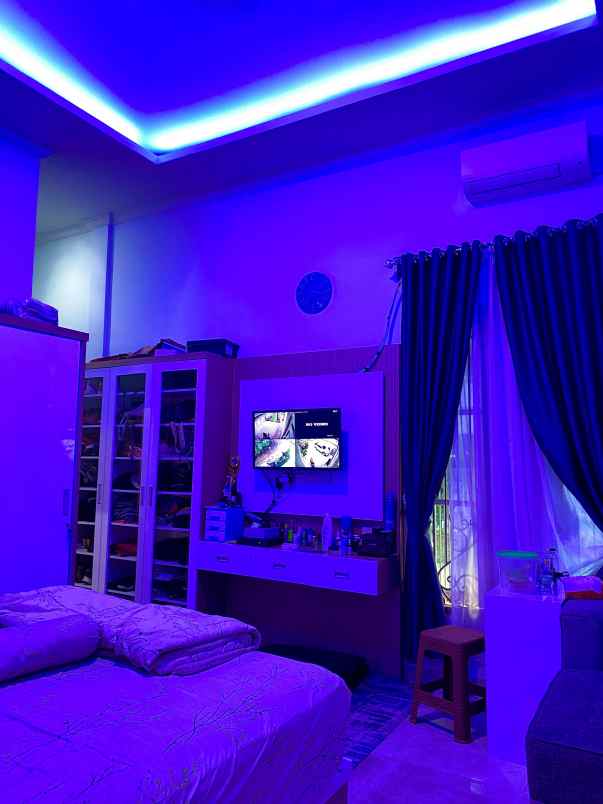dijual rumah komplek torino