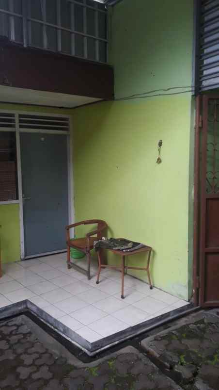 dijual rumah kos dan kios selangkah ke kampus unsud