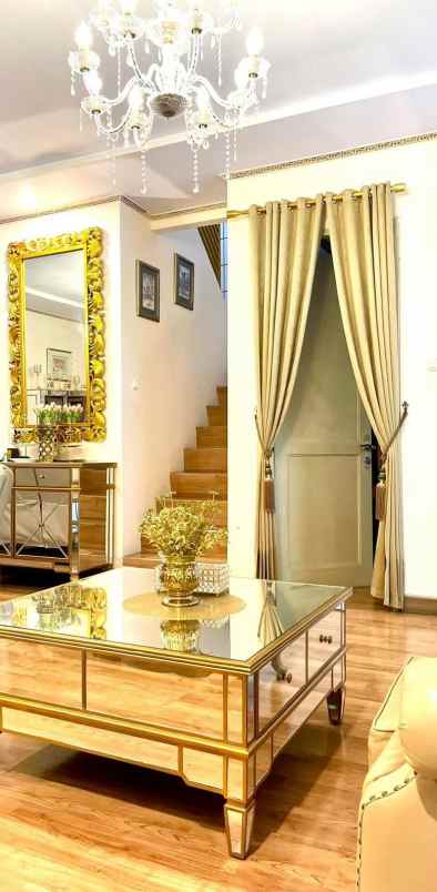 dijual rumah kota wisata cibubur