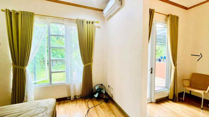 dijual rumah kota wisata cibubur