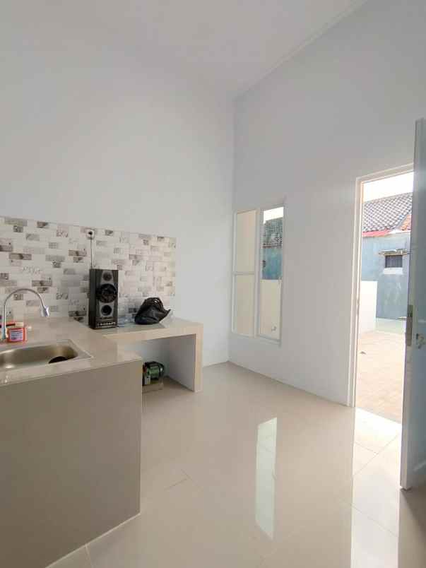 dijual rumah kp pulo asem