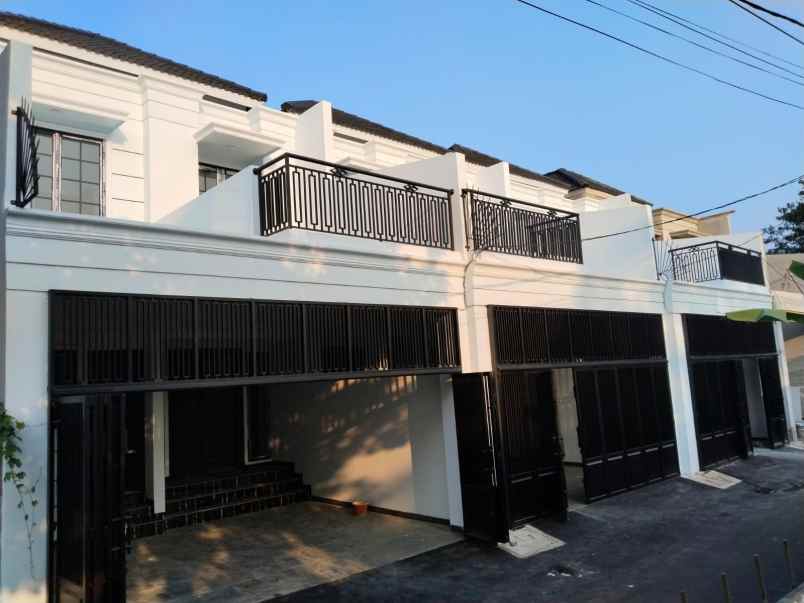 dijual rumah kranggan jatisampurna