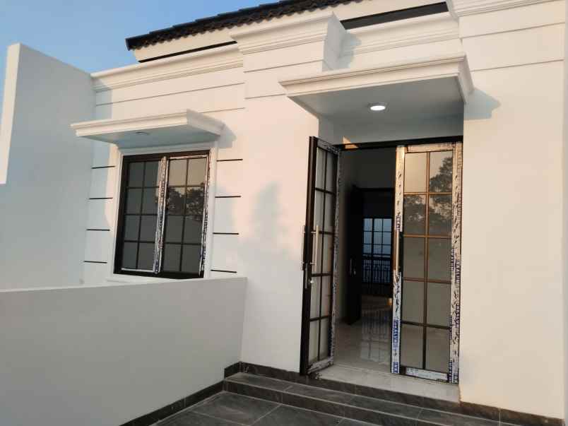 dijual rumah kranggan jatisampurna