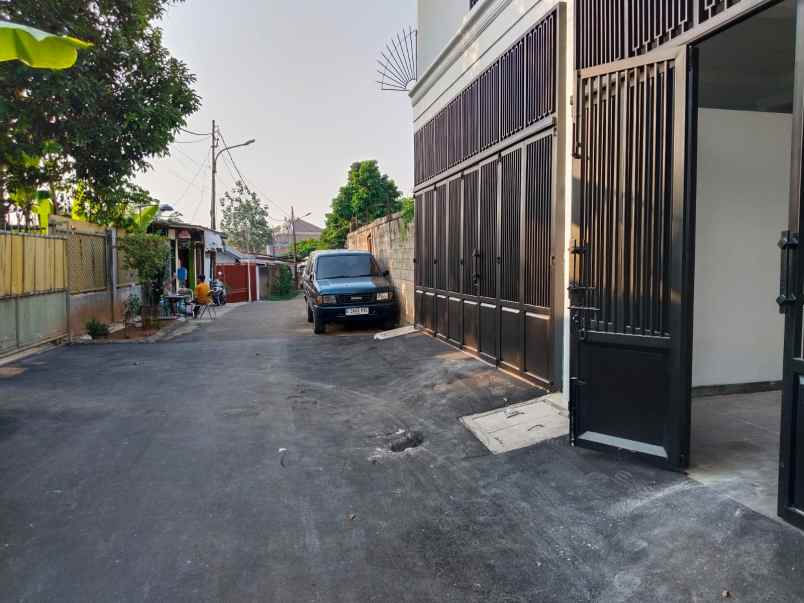 dijual rumah kranggan jatisampurna