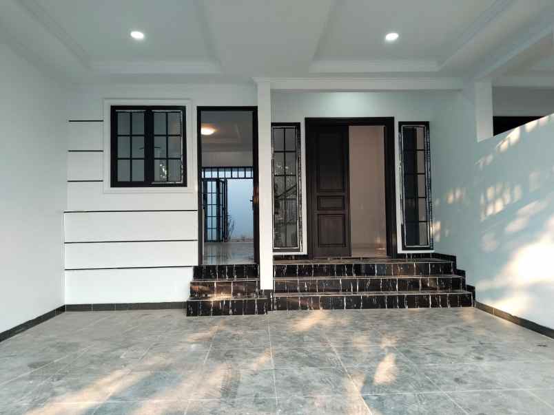 dijual rumah kranggan jatisampurna