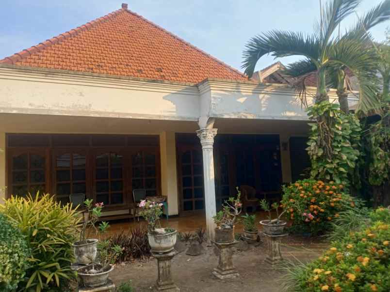 dijual rumah kutai