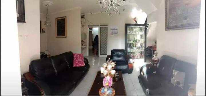 dijual rumah lagadar