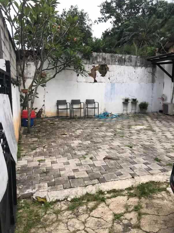 dijual rumah lama hitung tanah bu di tanah kusir
