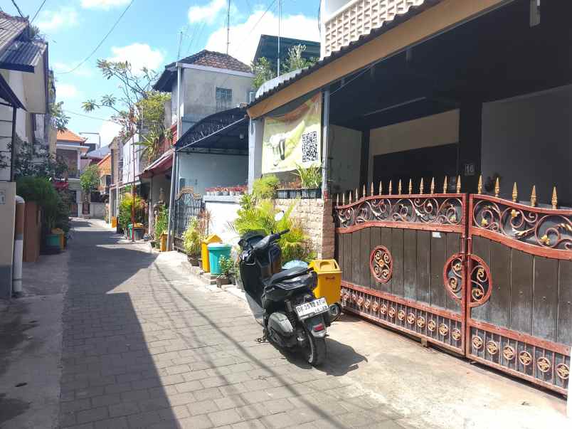 dijual rumah lantai 2 lokasi gunung rinjani