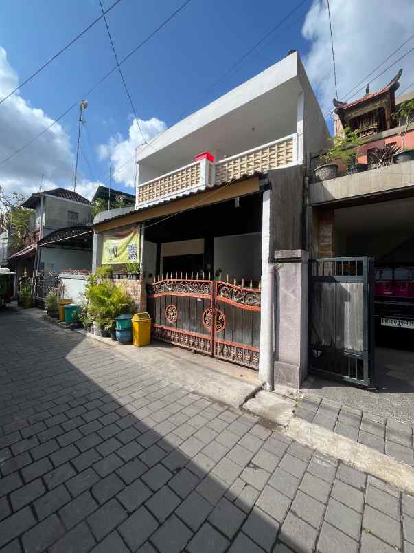dijual rumah lantai 2 lokasi gunung rinjani