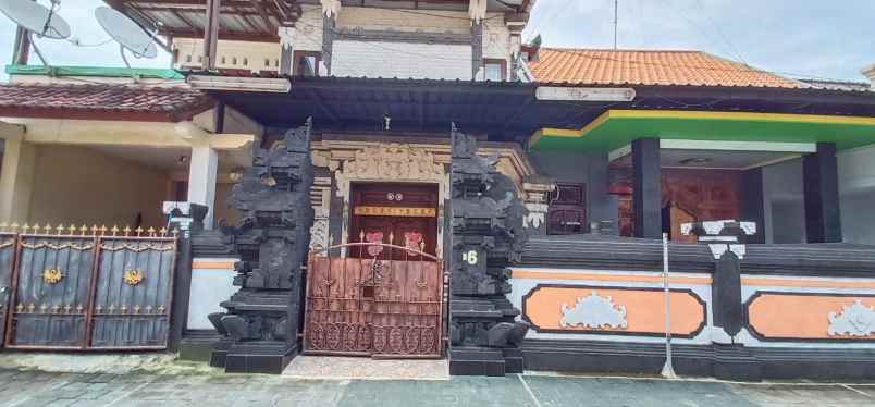 dijual rumah lantai 2 lokasi kertadalem sidakarya