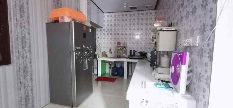 dijual rumah lantai 2 lokasi kertadalem sidakarya
