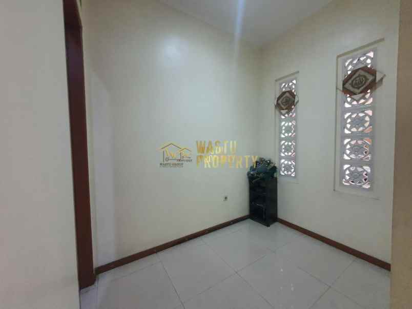 dijual rumah lenteng agung jagakarsa