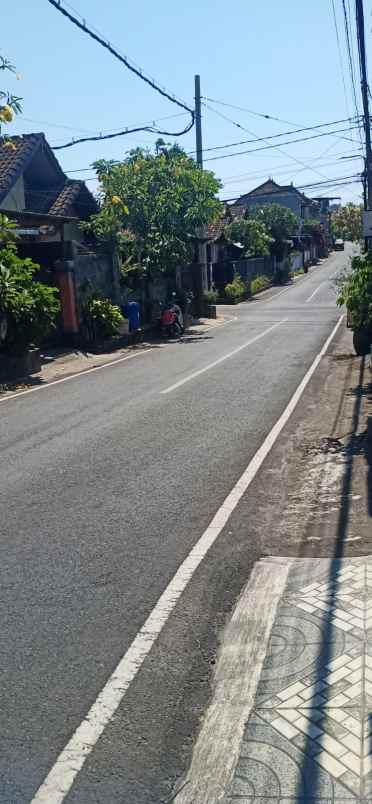 dijual rumah lokasi jalan utama korinuansa jimbaran