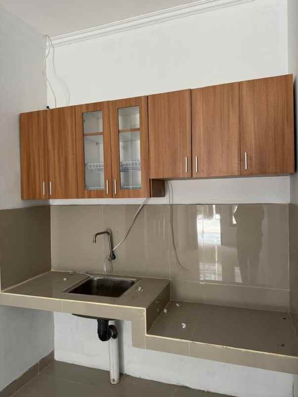 dijual rumah m kahfi 2 srengseng sawah