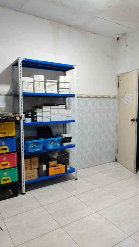 dijual rumah manyar tirtomoyo