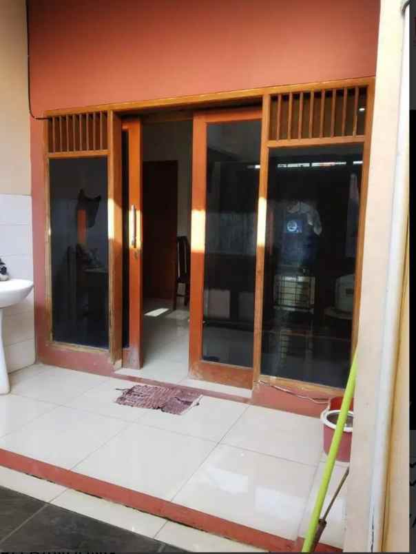 dijual rumah margahayu barat
