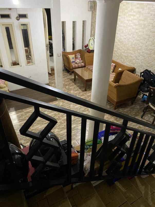 dijual rumah mekarwangi