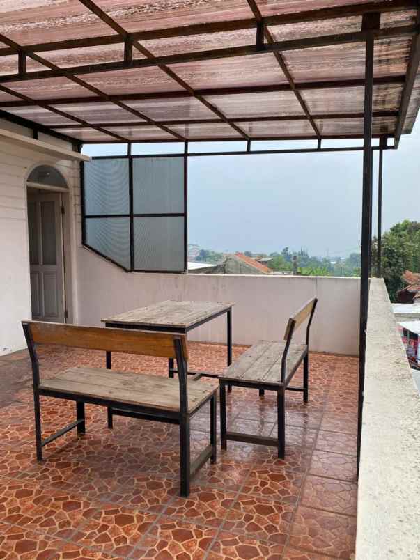 dijual rumah mekarwangi