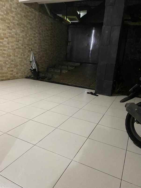 dijual rumah mekarwangi