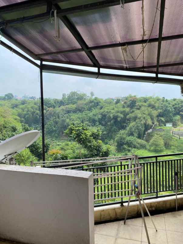 dijual rumah mekarwangi