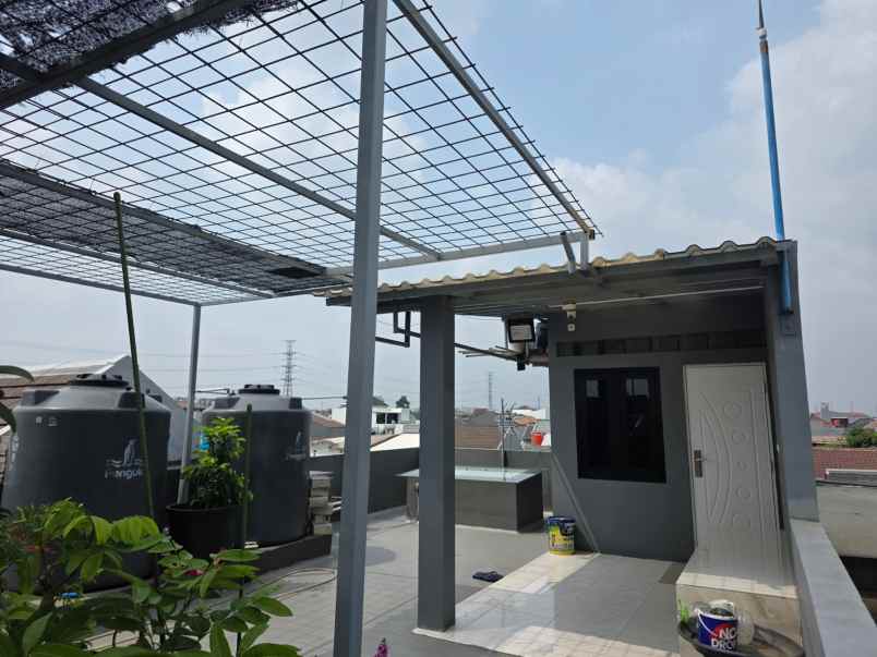 dijual rumah metland cakung