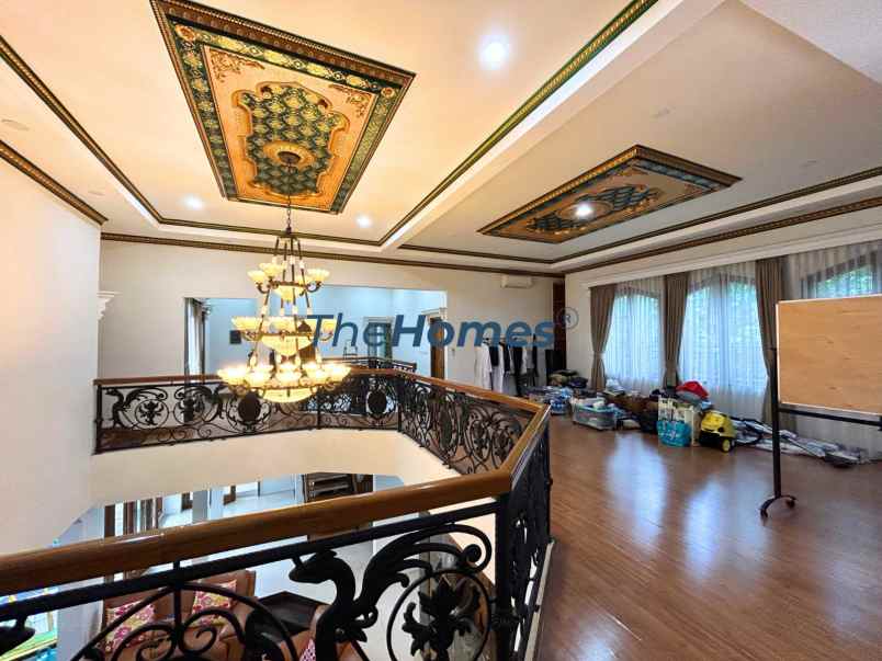 dijual rumah mewah di gudang peluru kebon baru tebet