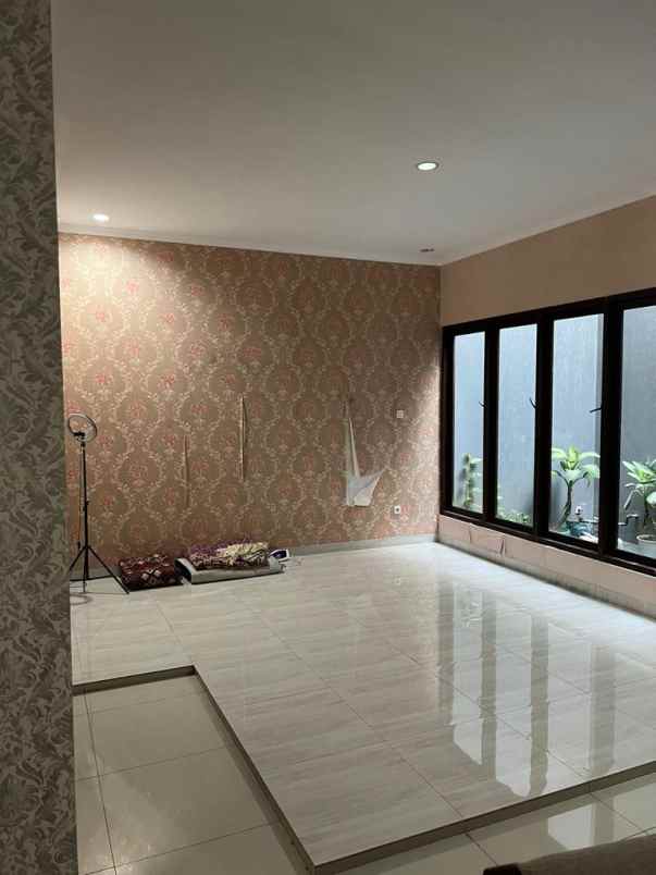 dijual rumah mewah islamic village karawaci tangerang