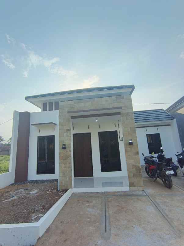 dijual rumah mijen