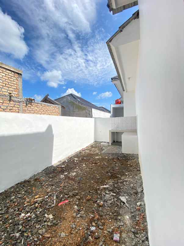 dijual rumah mijen