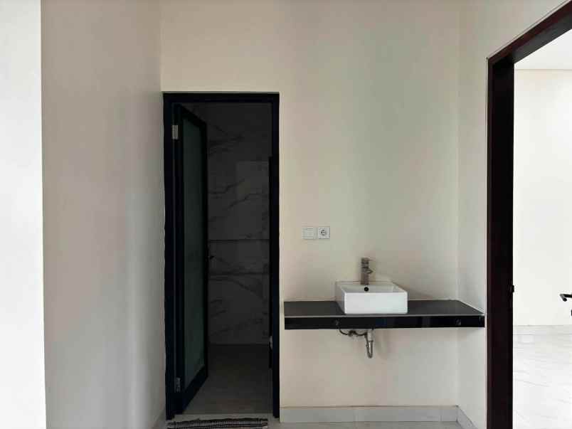 dijual rumah minimalis lokasi pedungan denpasar