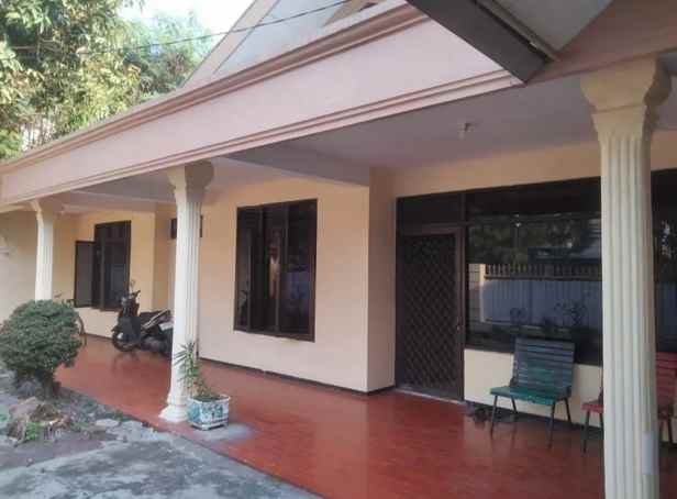 dijual rumah nginden intan