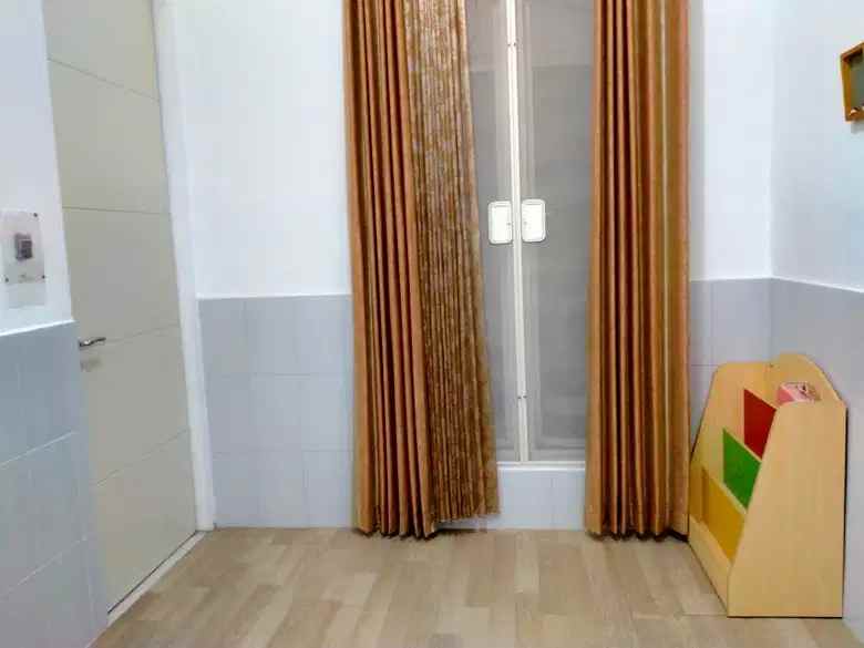 dijual rumah nirwana eksekutif surabaya