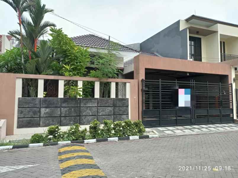 dijual rumah nirwana eksekutif surabaya