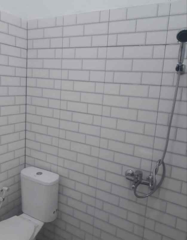 dijual rumah padasuka